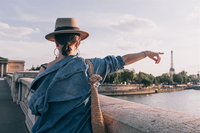 How To Clean And Store Wide Brim Felt Fedora Hat Without Ruin It